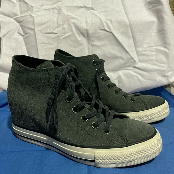 Converse - CT Lux Mid Top with Wedge - Charcoal Gray Suede Leather - Women US 8 - Picture 2 of 5